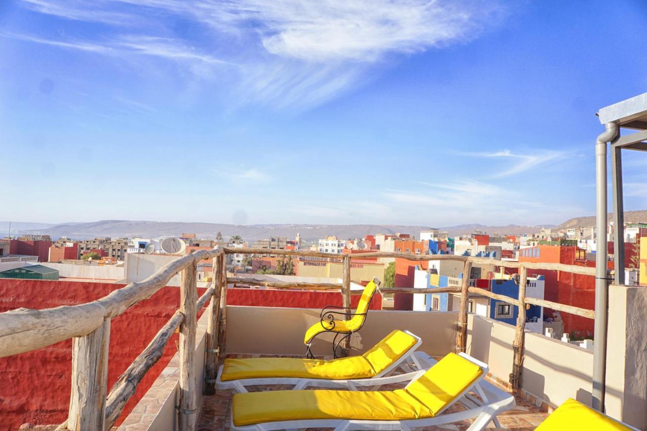 Dar Sultana Guesthouse Surf Morocco Tamraght ภายนอก รูปภาพ