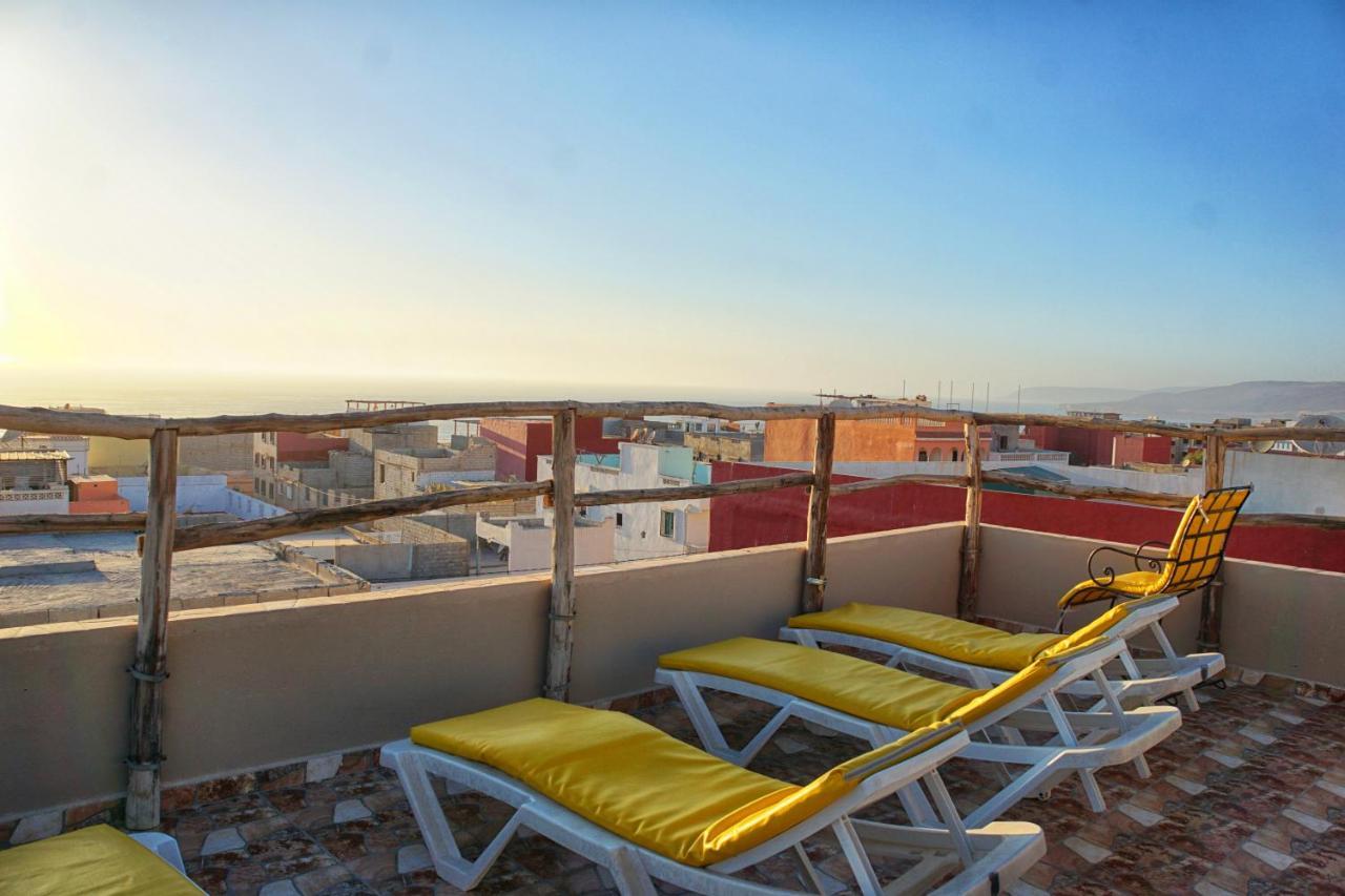 Dar Sultana Guesthouse Surf Morocco Tamraght ภายนอก รูปภาพ