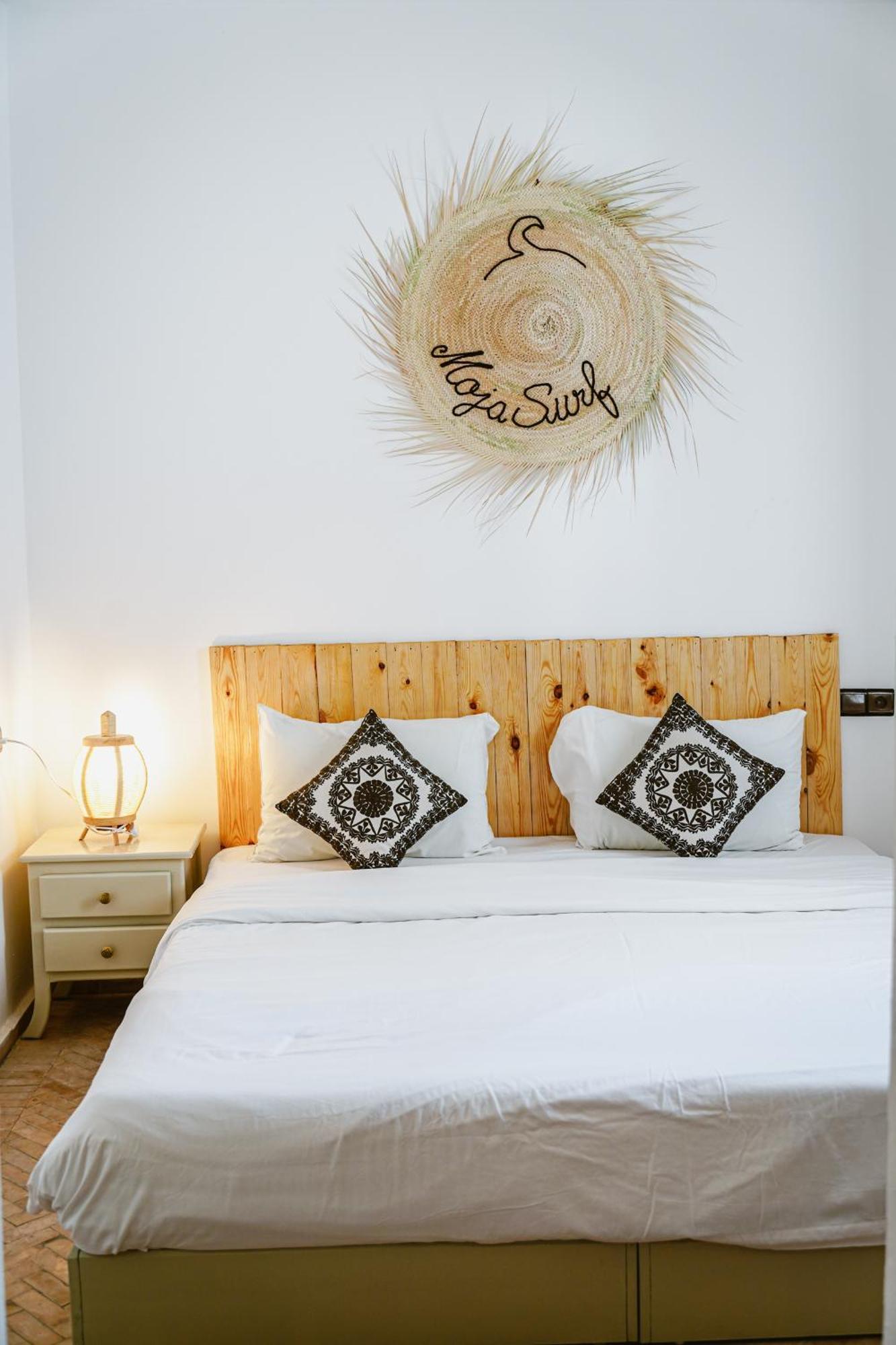 Dar Sultana Guesthouse Surf Morocco Tamraght ภายนอก รูปภาพ